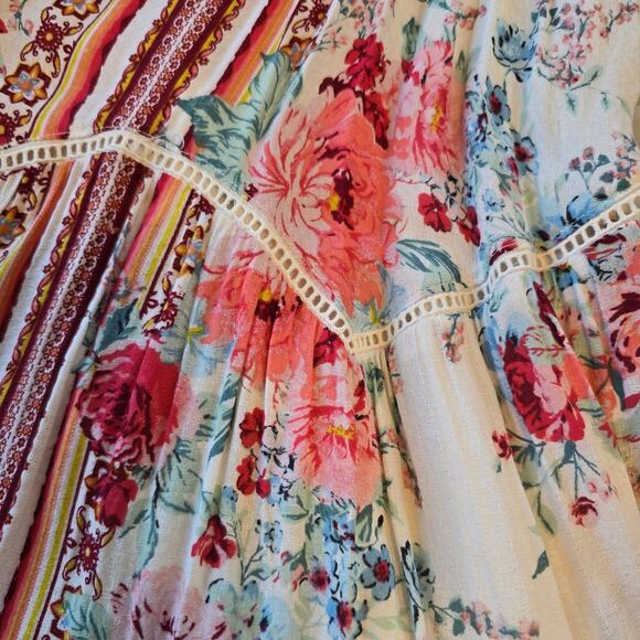 Xhilaration Tiered Maxi Dress Women's S Pink Red Floral Crochet Boho Chic Summer - Picture 9 of 11